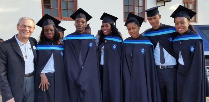 Cuamm a Beira per la cerimonia di laurea