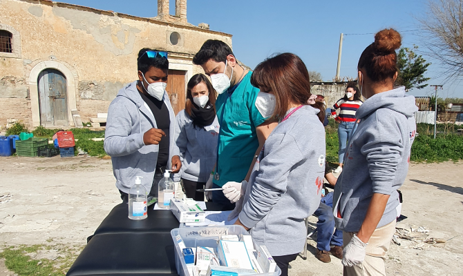 visite mediche nei ghetti del foggiano